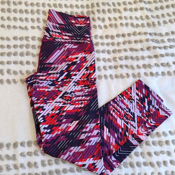 Aerie Patterned Leggings - Picture 1 of 5
